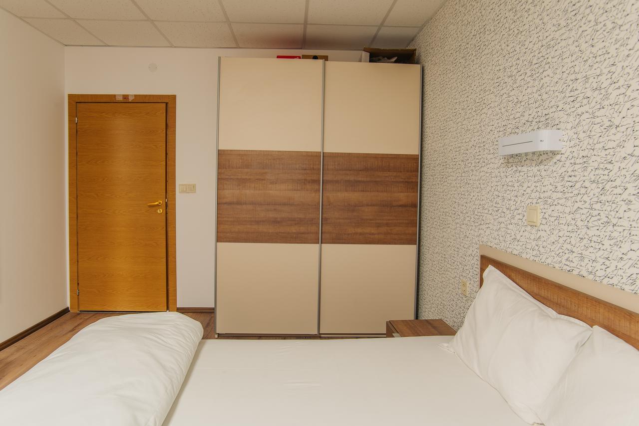 Aparthotel Pansion Storgozia Pleven Exteriér fotografie