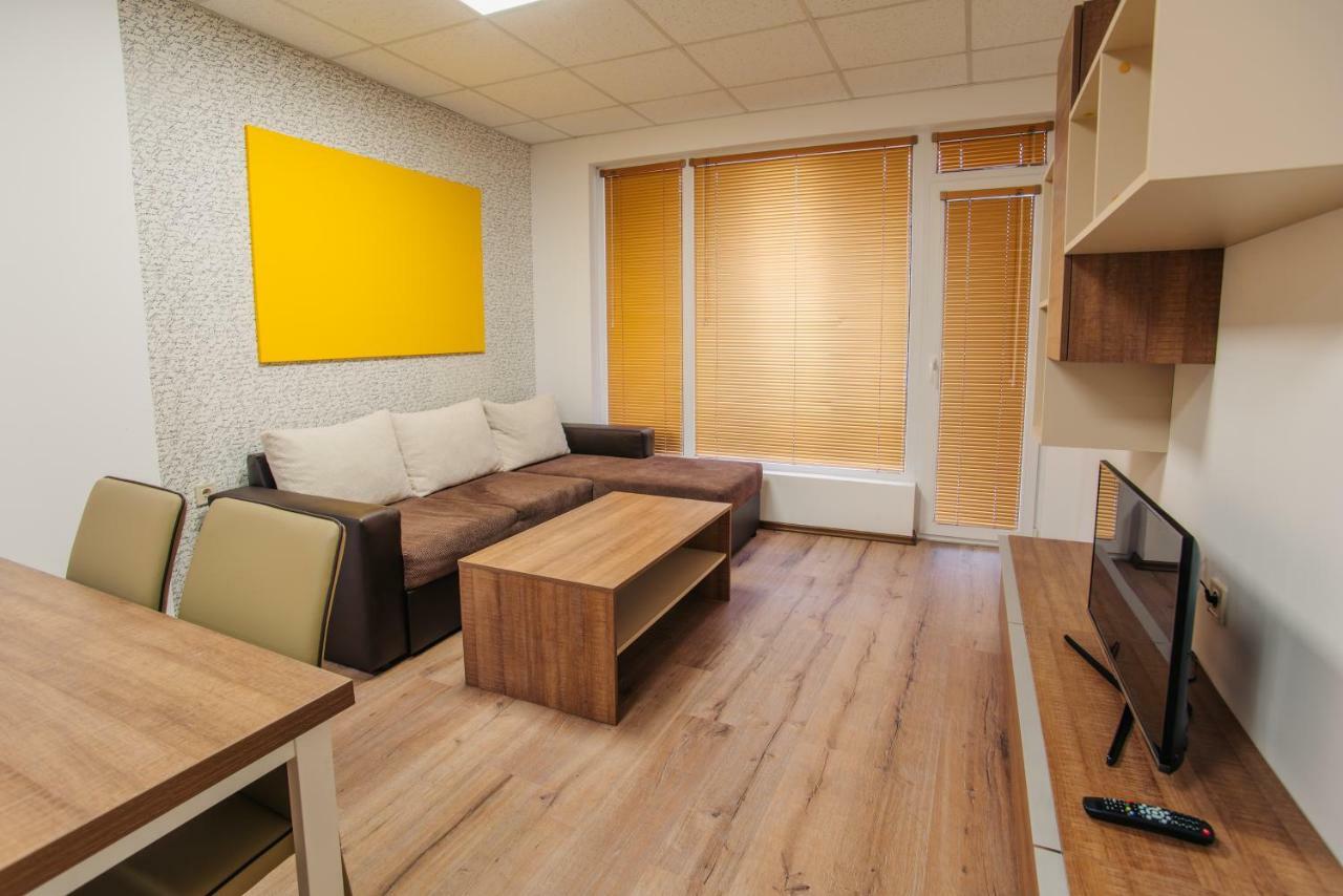 Aparthotel Pansion Storgozia Pleven Exteriér fotografie